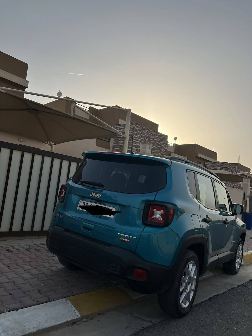 اسلام عليكم  
سياره  للبيع 
جيب رينجيد
موديل 2021
رقم سليمانيه
تحويل مباشر 
مكان السياره في كركوك 
الاستفسار  اتصال  على صاحب الرقم 
***********
