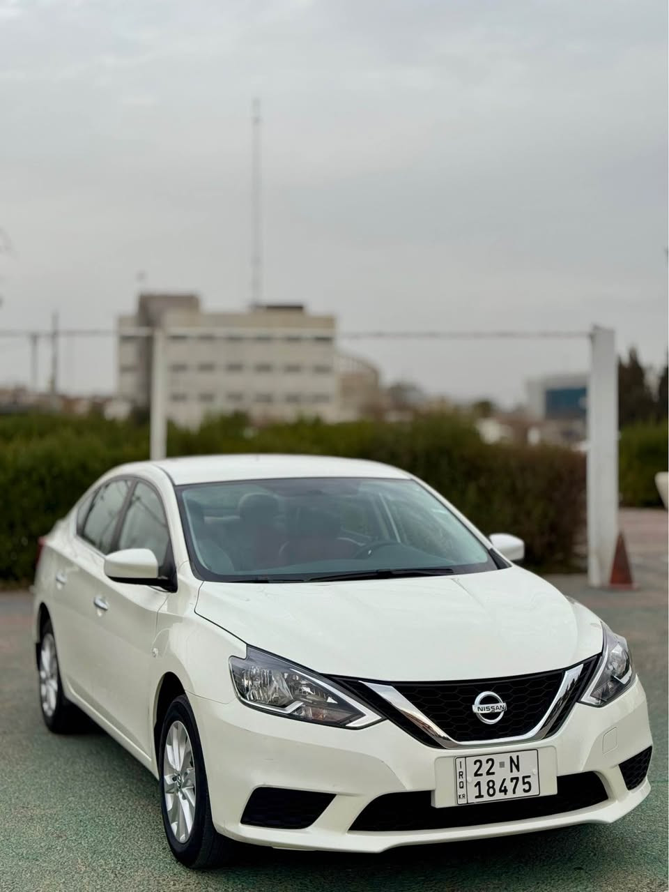 نيسان سنترا خةليجي
موديل 2025
مواسةفات كوشين جلد-داخيل سور-نيزام ئيكو 
سيارةكة بي سبوخة تةنيا يةك بست پي دي ئاري هةية لةچاملخي پيشةوة 
فحسو هةزةي نوية بةناوي خومة تةحويل كردن لةهةمان رؤژ 
ژمارة ***********كؤرةك وةتس ئاپ أربيل, العراق
