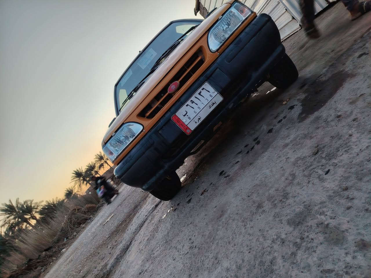 السلام عليكم سايبه موديل 12 مكفوله من كلشي كير محرك تخم تاير صدر جديد مابيها اي نقص شواصي شرط لا فطر ولا لحيم مكفولات حته من الشخط السياره مال جناي ماتصرف عليها ربع بلعافيه على ياخذها مصفره هيئه وغرامات تحويل مباشر .  السعر 29 مجال شي قليل 
مكان السياره بابل النيل الستفسار التصال ***********
