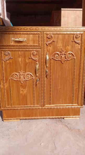 مجموعه من عمل الاخشاب تفصال تسكَام درجه اولى صاج.داخل خارج  المحل في حي الاساتذه خلف البانزين خانه ***********
