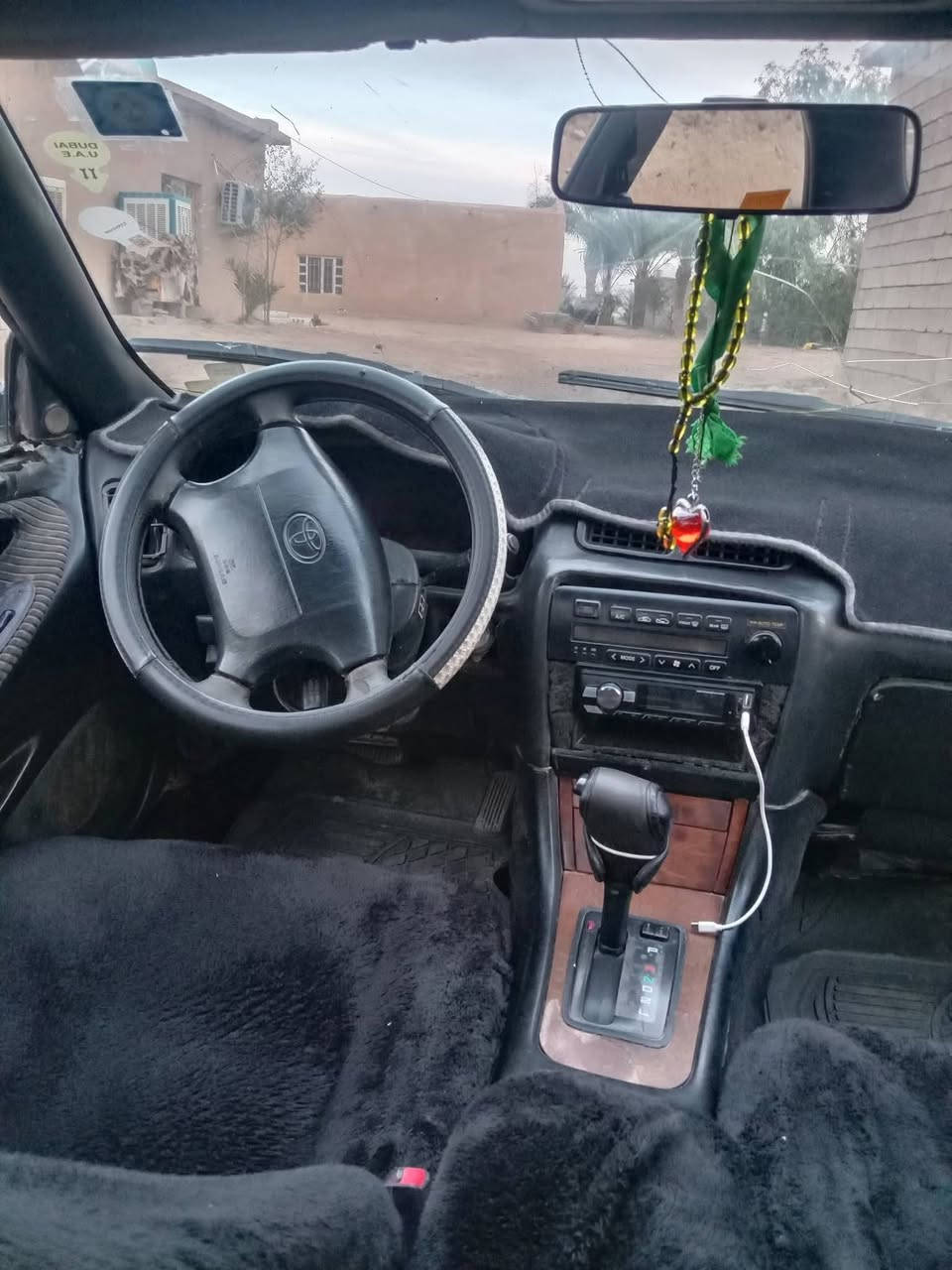 كاميري للبيع
السياره جاهز
كير محرك شرط
تايرات فوك النص عمر
صدر خير من الله
السياره حلو وما جناي
قطره خياس ما بيه
***********
وترهم مراوس حسب القناعه
السعر 35
