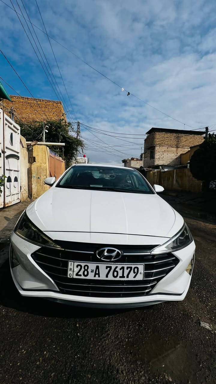 2020 بيها جاملغ وبنيد مرشوش حداديه وتخم تاير فول السياره السعر 125 الرقم ***********
