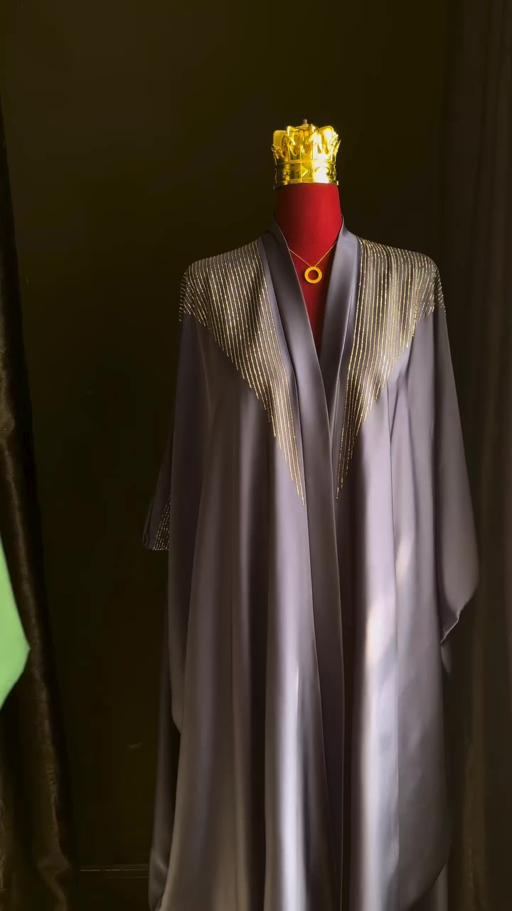 ⁨ ⁨ كولكشن ♦️ياقوت ♦️بشت رمضاني 🌙 فاخر من الحرير بلون الاسود ملكي، و لون نيلي ملكي وبنفسجي و اخضر يتميز بنعومة استثنائية ولمعة راقية مزين بخطوط كريستالية ثابتة يجمع بين الرقي والبساطة، مثالي لإطلالات رمضان والمناسبات الخاصة والسهرات الراقية. #بشتات #بشتات_رمضانية #رمضان #بشتات_نسائيه⁩⁩


**إذا كنت صاحب هذا الإعلان وتريد حذفه لأي سبب، رجاءا أرسل رسالة إلى الدعم الفني**