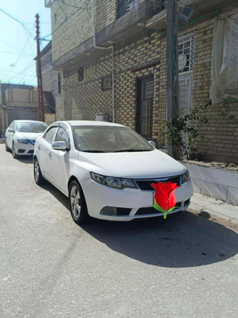 السلام عليكم … سيراتو موديل 2012 كفاله ماعده بس الباب الخلفي صبغ ول بقيه كفاله حداديه جديده تبريد تدفئه شغال السياره جاهزه من كلشي برغي معايزه رقم اربيل الماني تريد تحويل تريد وكاله بل خدمه سعر 94 وبيه مجال ..مكاني نجف رقمي…‭0781 048 0272‬
