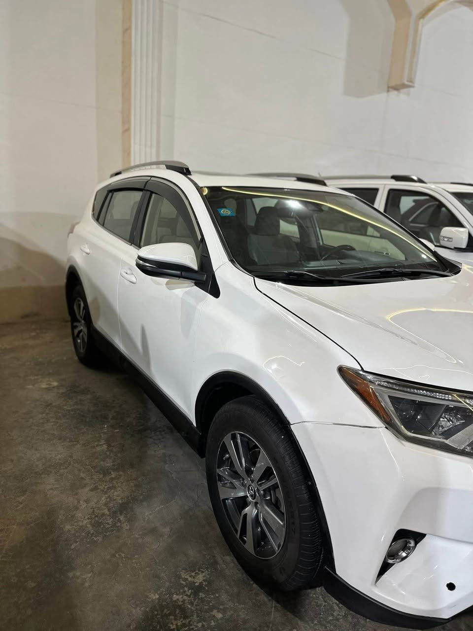 🚙 راف فور 2018 XLE فول مواصفات
📍 كربلاء
💰 السعر 175 بيها مجال بسيط
رقم بغداد انكليزي
محرك 2.5، بصمة، فتحة بانوراما، شاشة + كاميرا، كروز، تحكم بالمقود،، گير  ومحرك مكفول .
حادث جانبي خفيف (بجم كبس) فقط.

📞 للتواصل خاص  موجودة بكربلاء كربلاء, العراق


**إذا كنت صاحب هذا الإعلان وتريد حذفه لأي سبب، رجاءا أرسل رسالة إلى الدعم الفني**