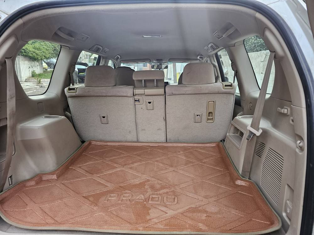 برادو موديل ٢٠١٠ للبيع  أربعة سلندر ٢٧٠٠ رقم بغداد بأسمي صبغ دعاميتين بيها بارد جاملغ خلفي وشوية من الباب المكان بغداد محرك وكير وصدر وتبريد وكهربائيات كلها تمام تخم تاير جديد باتري جديد تخم دسكات وفلنجات أمامي جدد سيارة ماتحتاج مصرف   السعر  ٢١٠ غير متواجد على الفيس 
*********** واتس اب
*********** بغداد, العراق
