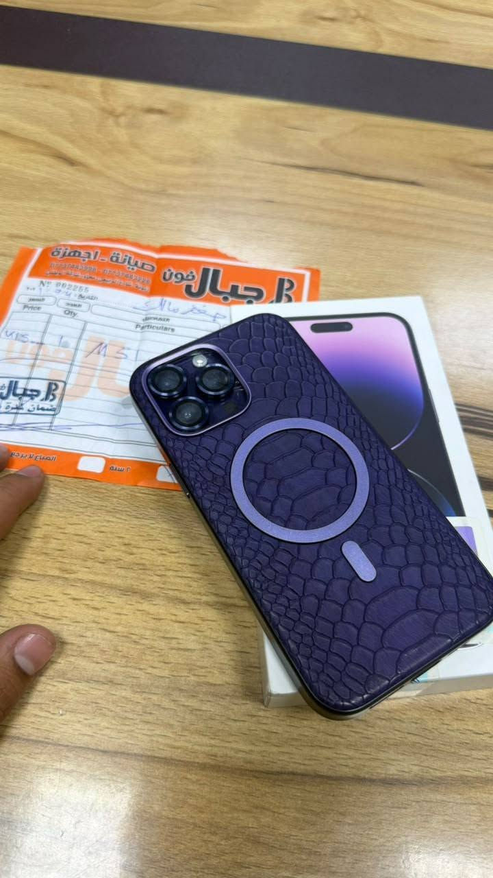 ايفون ١٤ برو ماكس
ذاكره ٢٥٦ 
بطارية ٨٠٪
الجهاز نظيف وكله شغال مال جناي مبدل فقط كامره ماستر شرط اصليه اذا مو اصلية لا تاخذه مبدله من الشركه حته وصل الشراء موجود قطعه ماستر 
مكاني بغداد العبيدي السعر ٧٢٠ 
الرقم ‏‪***********‬‏
