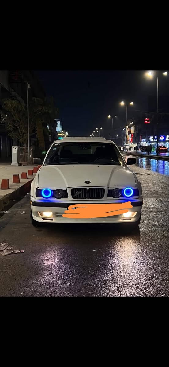 السلام عليكم #مكلف_بالنشر للتواصل مع راعيها هـذا رقمه جمعه مباركه
*********** تواصل عل اراقام
 بي ام 525 فانوس موديل 1991 للبيع او مراوس وارد امريكي حادث جاملغ امامي فقط صبغ عام جماليه السياره احلى من الصور بهواي
كير محرك مكفولات
السياره فول مواصفات
فتحه
بجم عريض
دعامياتm امامي خلفي
تلفون بلاد
كراسي كهرباء فول تحكم
تجاوي كهرباء
تدفئه كشنات
جام اربعه كهرباء
ستيرن كهرباء
مري منفصل كهرباء
برده خلفيه كهرباء
دبل ايرباك
دمام صندوك اصلي
ويل خليه جديد اصلي
سنتر لوك
جام كهرباء 4
لايت زنون عالي
شاشه كامره دواره امامي خلفي
كهربائيات كلها شغاله
تبريد منضومه جديده كامله بس بنهاية الصيف الكمبريسر صار بي صوت
السياره جاهزه صدر بي ملاحضات بسيطه بل امامي الخلفي جديد
رقم انبار دولي الجديد بسمي تحويل ثاني يوم مشروع وطني السعر 50 وبيها مجال حك الجيه 
مكانى الفلوجه حي العسكري
