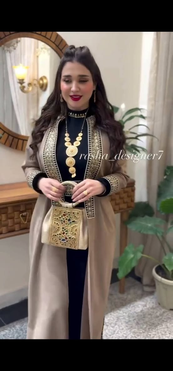 الاستفسار والحجز فقط واتساب+9647775744834
تكرار 
رمضاني  فستان + بشت خامه دابل ايطالي 
سعر 37
قياس 48/46/44/42/40/38/


**إذا كنت صاحب هذا الإعلان وتريد حذفه لأي سبب، رجاءا أرسل رسالة إلى الدعم الفني**