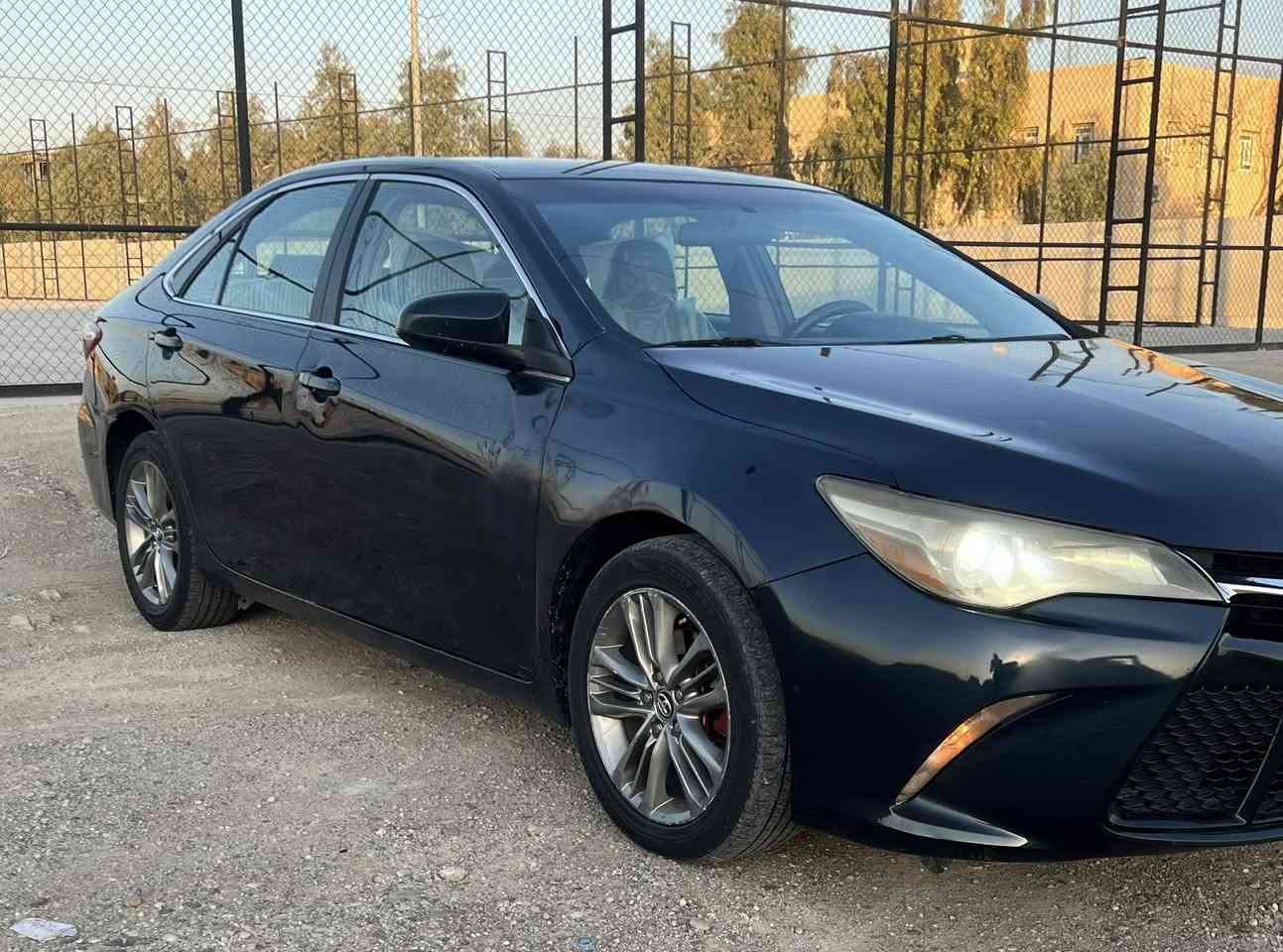 السلام عليكم كامري 2017 SE للبيع رقم اربيل بأسمي تحويل ثاني يوم سنوية لل 2028 (صبغ جاملغ وبنيد بدون اي دواخل بالشرط) تخم تاير جديد صدر امامي خلفي جديد تبريد ثلج كير ومحرك بالشرط لا تنقيص لا تبخير لا نضوح السيارة جاهزة من اي نقص السعر 129 وبيها مجال للشراي للأستفسار ***********
