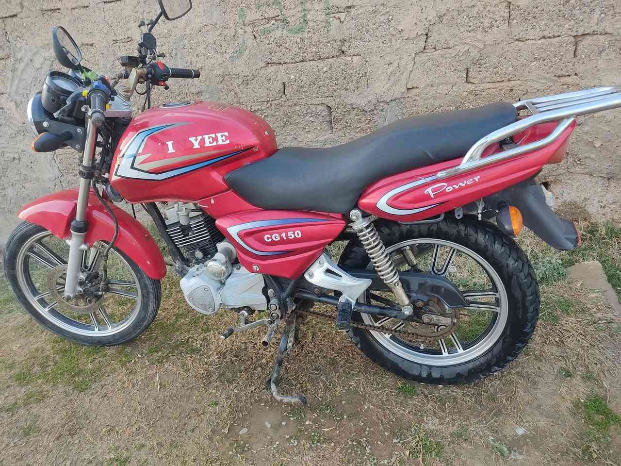 دراجة باندة نظيفه كهربائيات شغالة كلها مكينه نكرة سلف هندر اوراق كامله للبيع متواجد ع الخاص وهذا رقمي ***********
