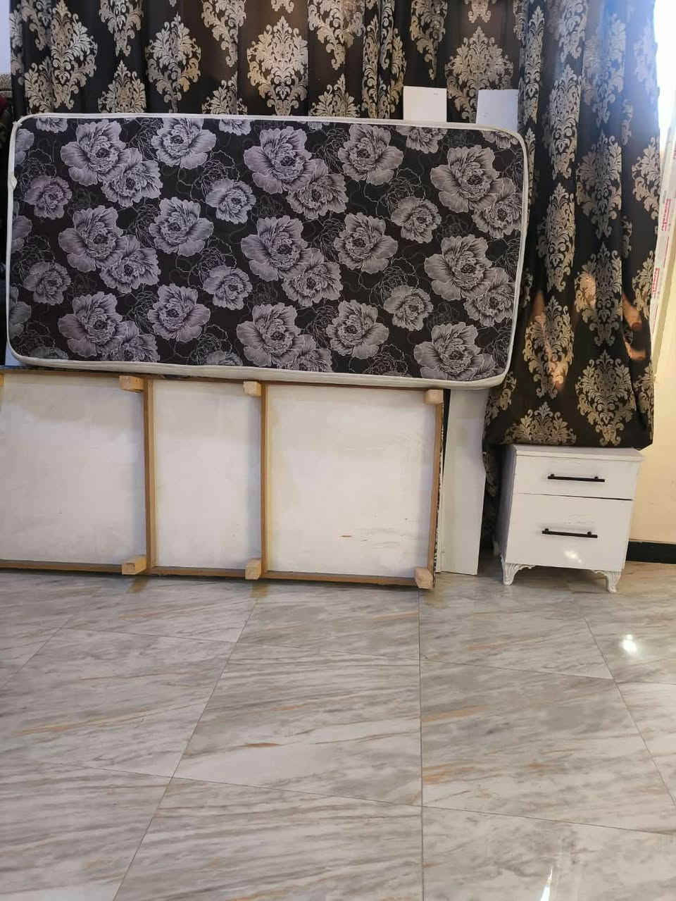 جربايه نفر تسكام وياه الكومدي  ودوشك  الستعمال كلش قليل  سعرهن 80


**إذا كنت صاحب هذا الإعلان وتريد حذفه لأي سبب، رجاءا أرسل رسالة إلى الدعم الفني**