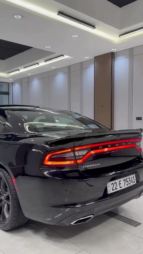 جارجر موديل 2020 sxt بلاص فول مواصفات ماشيه 80 الف ميل السيارة كلش نضيفة وحلوة مابيها اي نقص سونارها موجود بدون دواخل بدون ايرباك للاستفسار اكثر التواصل ‭***********‬
السعر 205$ وبيها مجال بسيط مكان السيارة بغداد جكوك وشكراً
