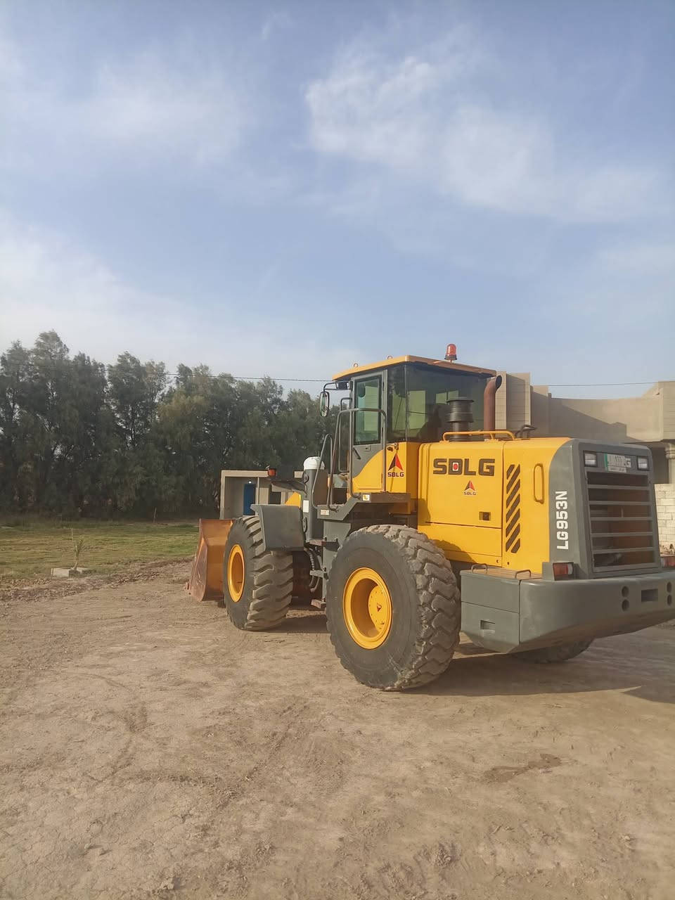 ؛ شفل نوع ال جي ٥٣ موديل ٢٠١٠ رقم ذيقار ألماني؛ شركه درب البحار ***********
