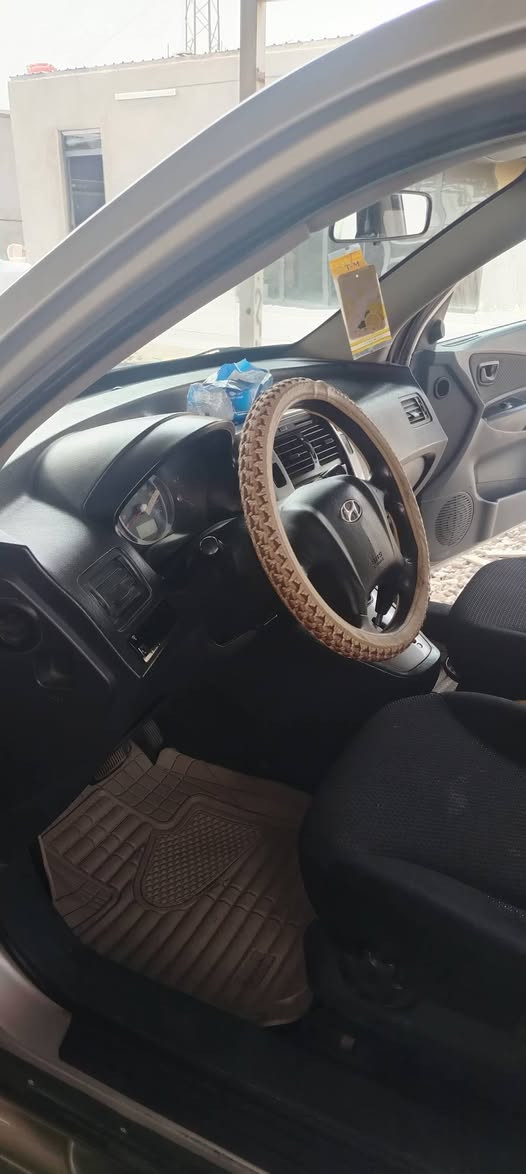 سلام عليكم توكسان للبيع بيه قطع صبغ رقم بغداد ألماني بيع مستعجل ابشده او بيه مجال. *********** اني مكلف بل نشر هذا رقم صاحب السيارةموديل 2009
