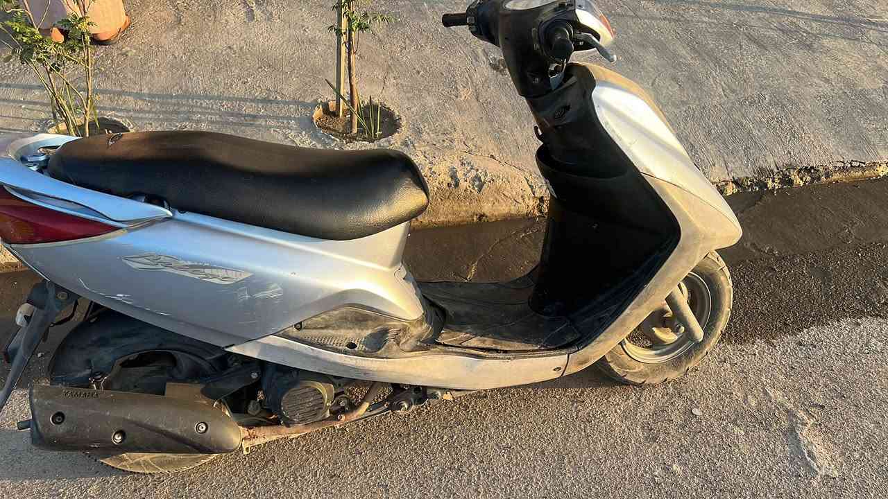 السلام عليكم دراجه بريز للبيع دراجه نكره سلف
اي نقص مابيه مكاني بغداد الشعب السعر 700  
***********
