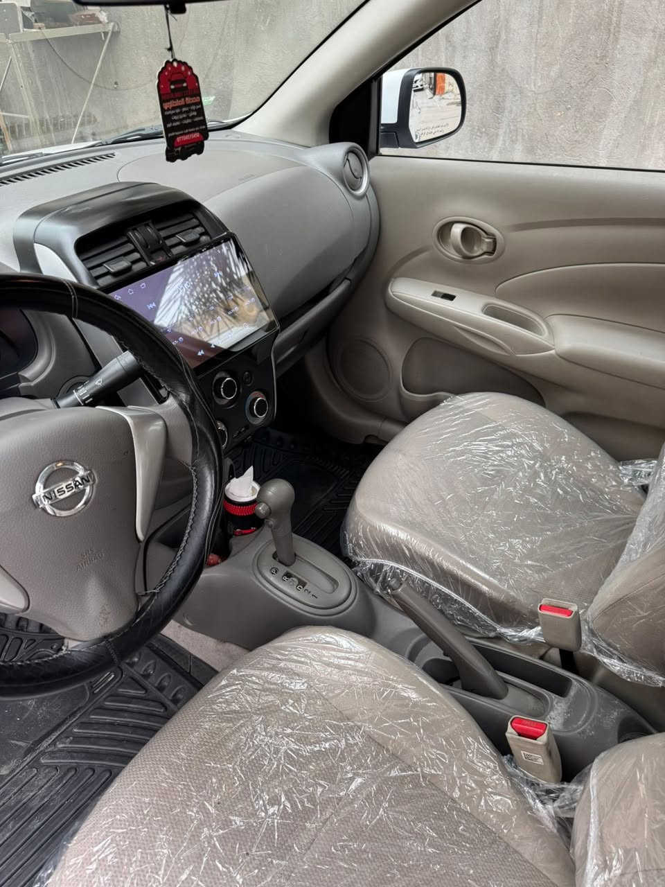 سلام عليكم عندي سني هندي لبيع موديل24 رقم بغداد مكاني بغداد مكفوله كفاله عامه رقم تلفون ***********
