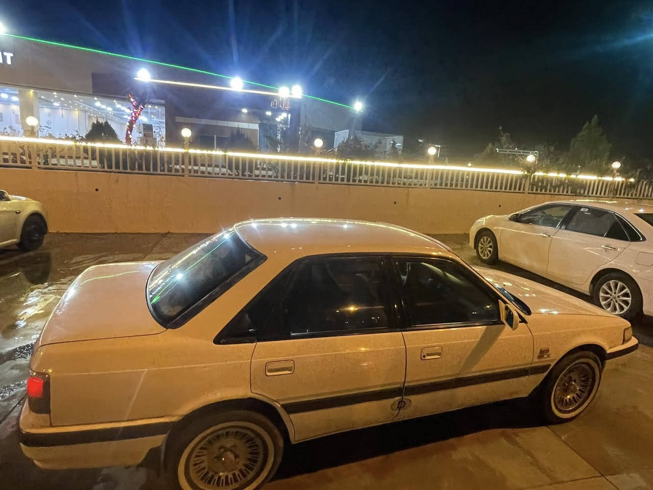 مازدا مالى دؤسته سه ياره ى مه عره ز نيه ٤ تاييه ى تازه يه هيج مه سره فيكى نيه كارتى به نزنى هه يه  به شه رتى هه موو شتيك  ٨ وبه خه  ٤ جام كاره باى  هه مووشتكى به ناوى خؤمانه وه يه له ره سمه كان جوانتره له روبه رو  ***********
