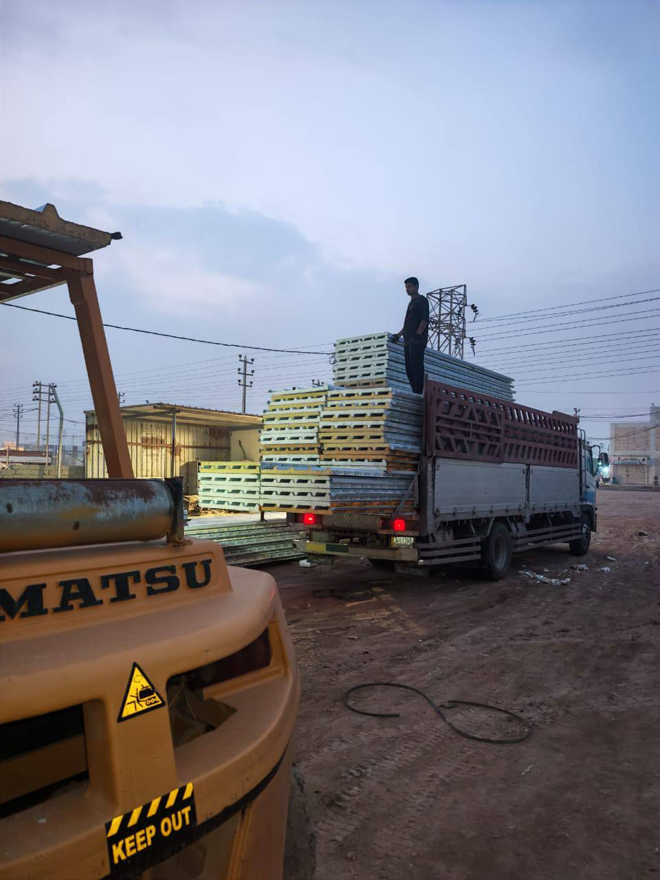 سندويج بنل 8.750واصل جمله ***********
***********
