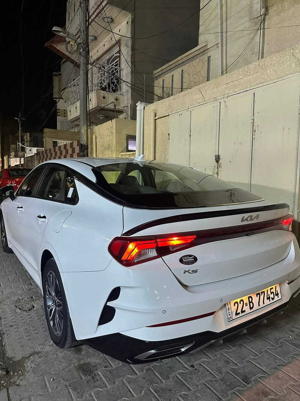 k5 للبيع
موديل 22  سعر 197

مواصفات خليجي كفاله عامه محرك 2000 دوش كشنات جلد 
قطعتين تبريد 
تشغل عن بعد 
خاصية تعديل مناخ 
كشن كهرباء 
مري شفط
5 وضعيات قياده 
رادار خلفي امامي 
ترحيب عند الاقتارب
ماشيه 75
سياره جديده عل وضع الشركه 
بيه فقط شخط جداً بسيط 
رقم اربيل الجديده بسمي 
مكاني النجف 
للاتصال على الرقم ***********
