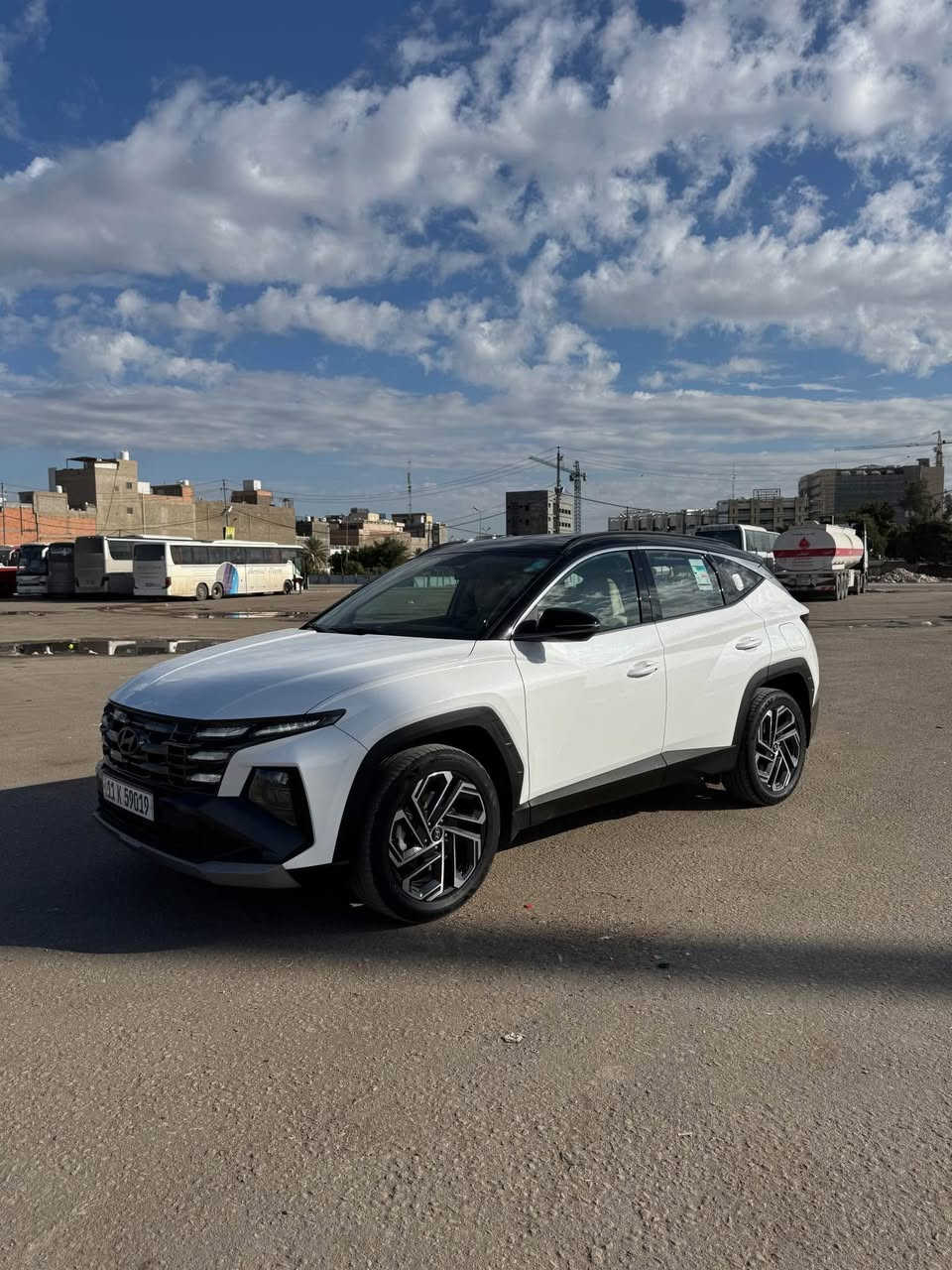 توكسان ٢٠٢٥ رقم بغداد باسمي 
السياره بعده بحالة الوكاله ماشيه ٢٠ الف كيلو
تو كلر اصل فول مواصفات سعره ٢٤٣ وبيه مجال قليل 
مكاني كربلاء 
*********** كربلاء, العراق
