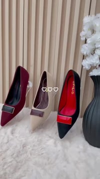 تخفيض • قطعتين فأكثر • هدية مع الطلب