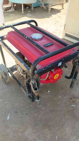 بيع وشراء كافت المواد المنزليه في مزاد البركه العنوان كاطون الرازي شارع الحولي مزاد البركه مقابيل الجملونات ***********
