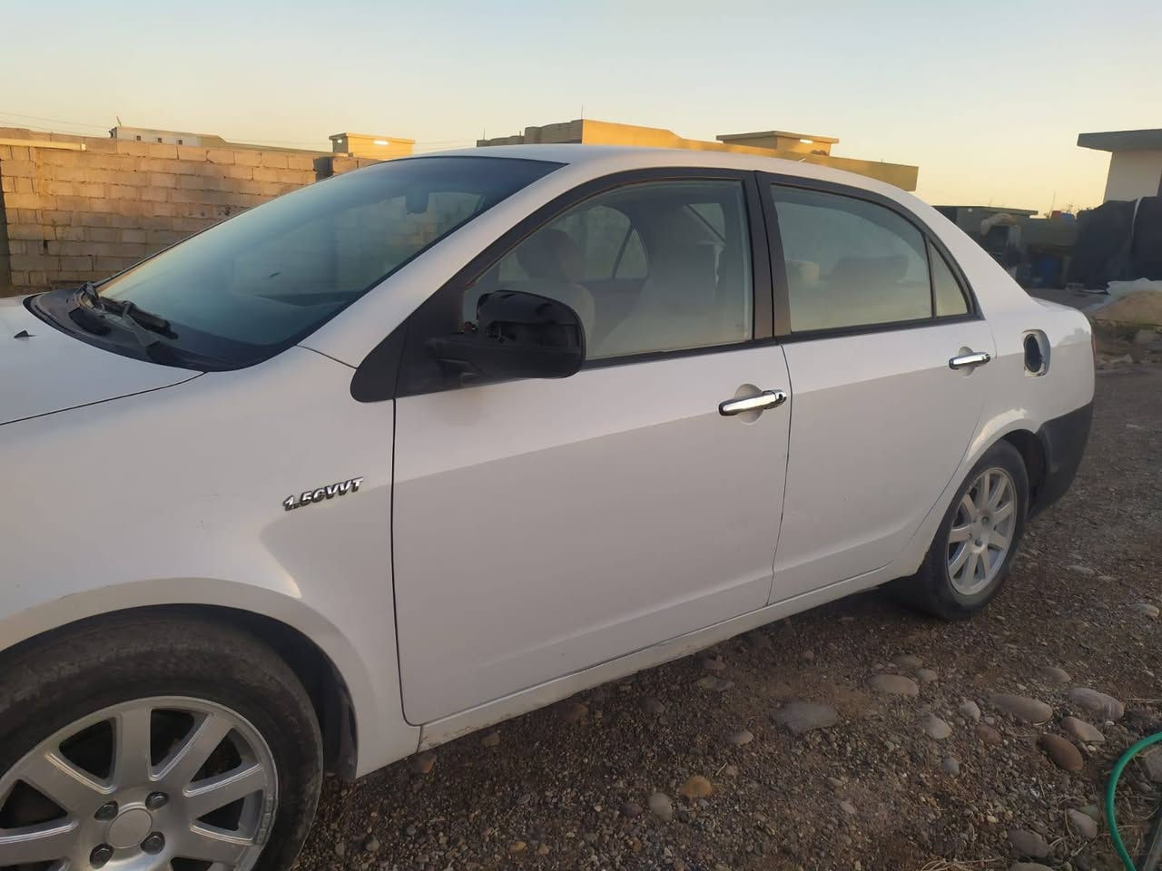 سيارة جيلي موديل 2013 سيارة مكفولة كفالة عامة بيهة شبرين بل باب اليسرصبغ سعر42وبيهة مجال ***********
