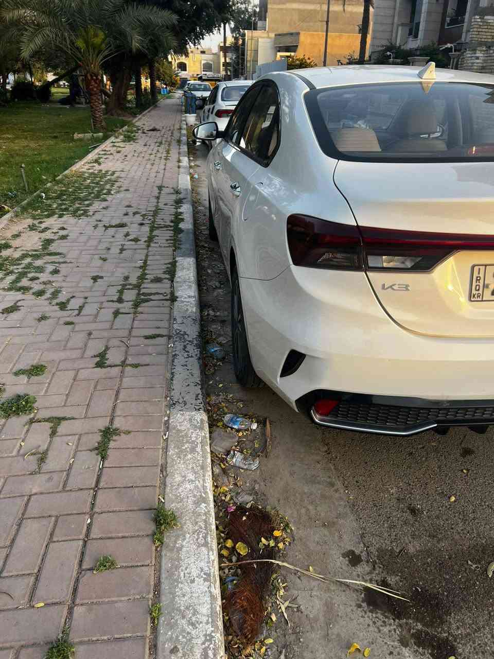 السلام عليكم
كي 3  موديل 2022 سيراتو تجميع الصين
فووول موصفات..
بدون صبغ من اليزررو عندي ماشيه اربعينات حاليا
بيه طخه بل الدوسه
وبيه طخه بل الجاملغ ملاعب بيه على وضعهن وموجودات بل الصور
مكاني بغداد العامريه باسمي السنويه اربيل تحويل ثاني يوم
للبيع مستعجل عل البيع الشراي يتصل بل اليرضي الله
هذه ***********..
(مكلف بل النشر) اي استفسار رقم صاحب السياره وعنده وات ساب..
