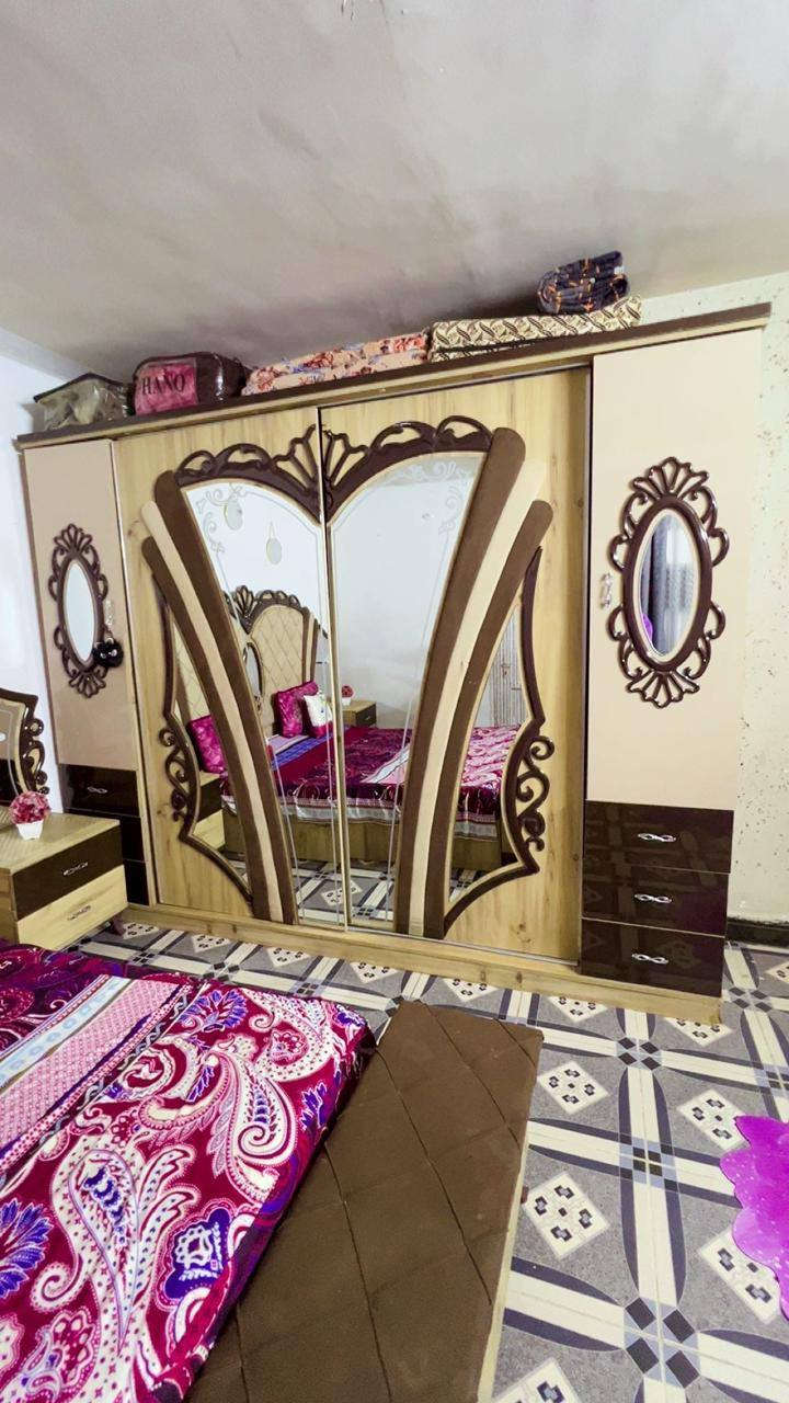 غرفة نوم تركي 9 قطع مع الدوشگ السعر 600 وبيها مجال
كركوك قادسية ثانية 
الشراي يتصل ***********
مكلف بالنشر
