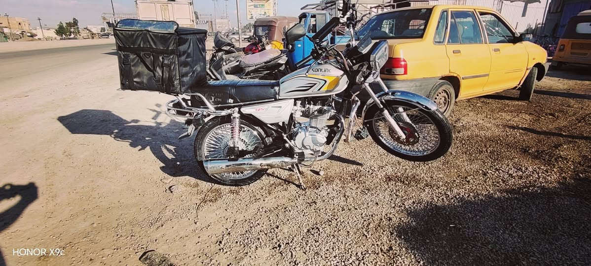 السلام عليكم
دراجة 2025 5 نمر سيفان رمبة حرام إذا حاط عليها اسبانة
السعر 700 وبيها مجال للشراي
***********
