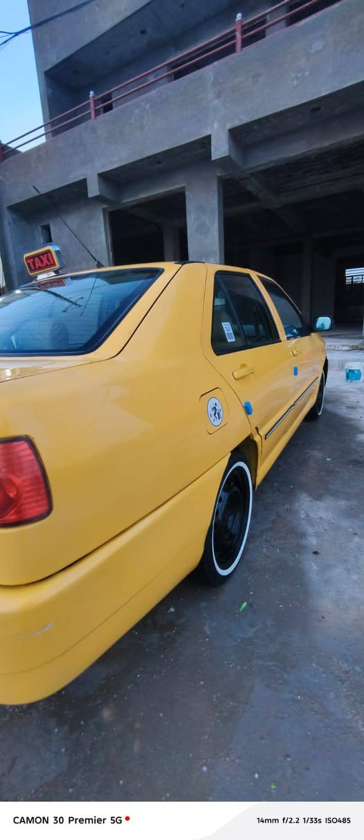 السلام عليكم ورحمه الله وبركاته
للبيع فقط ((شيري كوين 2011))
رقم بغداد انگليزي بأسمي 
مصفرة هيئة وغرامات تحويل ثاني يوم 
السيارة بلادية  وجديدة بمعنى الكلمة 
جاهزة من كلشي كهربائيات كلها شغالة 
تخم تاير خط ابيض جديد 
دوشمة جديدة 
شاشه اصلية 
صدر امامي خلفي جديد
تبريد ثلج بيها كمبريسر مال كورلا شادلها 
بور محور مال گولف خفيف 
السيارة متعوب عليها كلش رجاءا الي ما يعجبه المنشور لا يعلق مكان السيارة بغداد ابي غريب النصر والسلام للاستفسار الاتصال على الرقم *********** السعر خاص 
وبالعافية على صاحب النصيب
