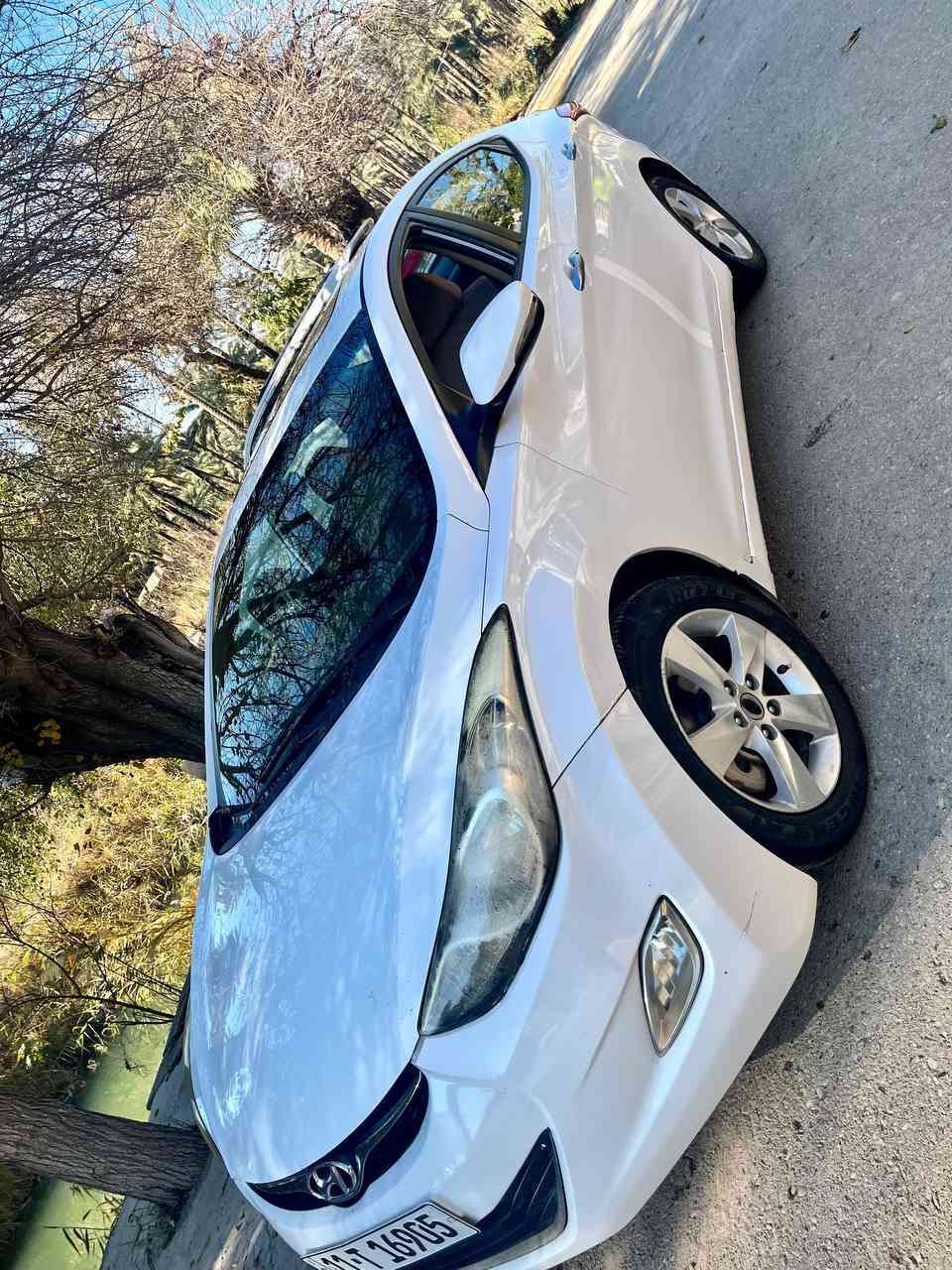 السلام عليكم 
النترا 2013 محرك كير خير من الله 
محرك 1800 دوش 
خليجي رقم بغداد دولي 
سنوية للـ 30 هزة جديدة 
السيارة فول مواصفات عدا البصمة 
فتحة بنوراما تخم تاير جديد 
السعر 112 وبيها مجال 
المكان ديالى بعقوبة ***********
***********
