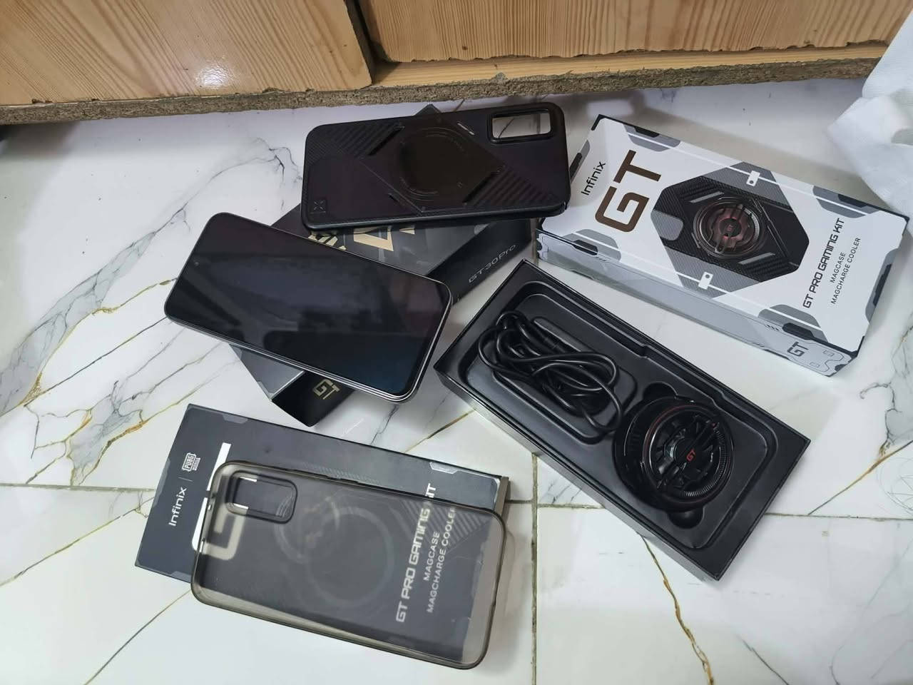 السلام عليكم شلونكم شباب موبايل للبيع انفنكس جي تي 30 برو الجهاز غني عن التعريفف الجهاز 120 فريم استخدامه عشره ايام جهاز مكفول  حتى من الشخط شباب المو شراي اليكسر بحلال أناس اختصاصه بوبجي وبي شفتات بوبجي بلديات مقاطعه موجوده على اليوتيوب اسعر 310قفل من الخير ألن شتريته 390 مروس حسب القنعه مكاني نجف وشراي شلع عيوني


**إذا كنت صاحب هذا الإعلان وتريد حذفه لأي سبب، رجاءا أرسل رسالة إلى الدعم الفني**