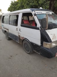 البيع موديل 1994 شنويه صاقطه بل 19 والسعر 10اوراقه قفل قفل قفل 0782255...