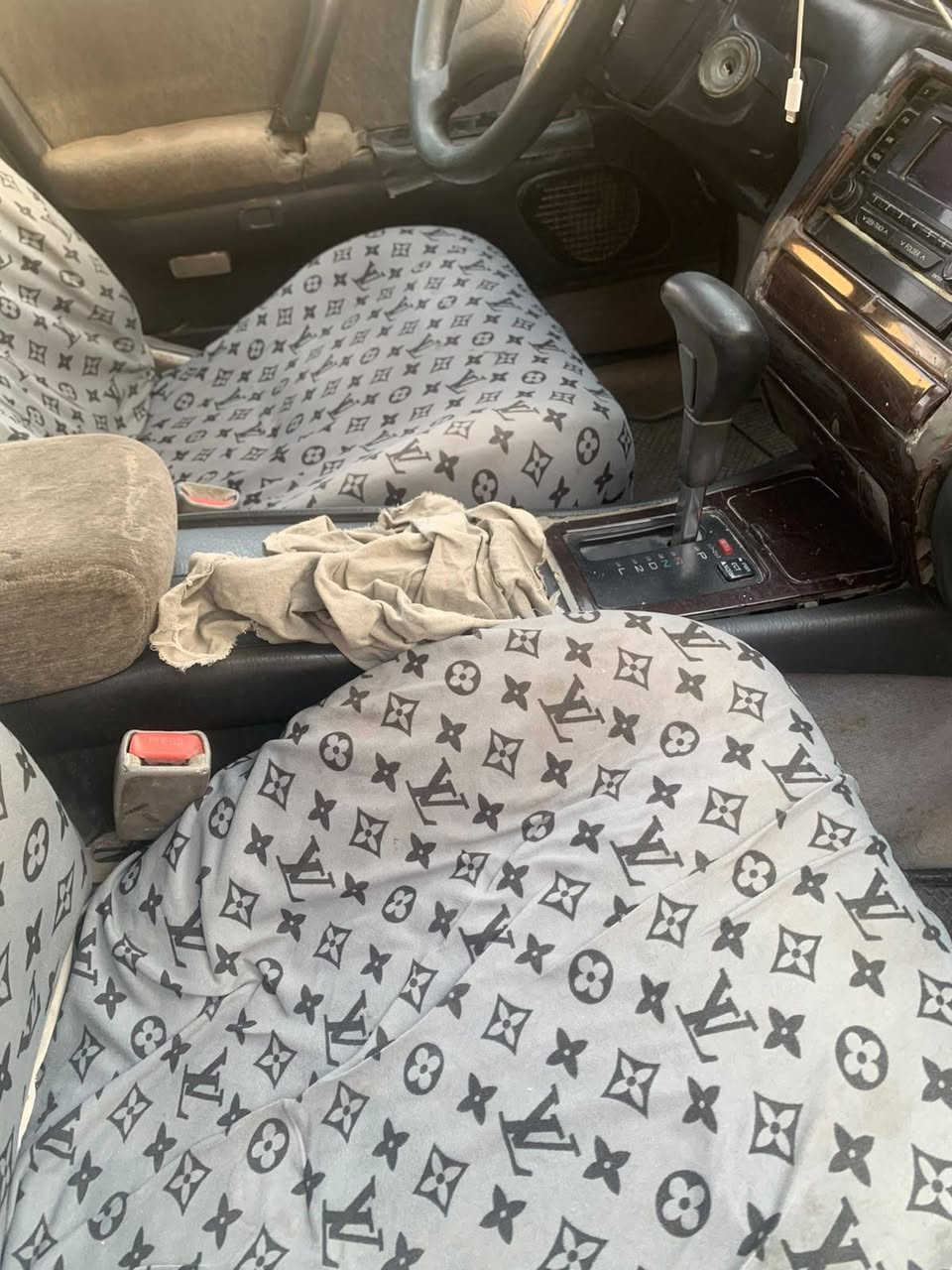 بطه البيع  متصل  سياره كلش حلوه  كير محرك خير من الله  سياره حالين بل فلوجه   بسمي  السعر ٣٧ اتصل ودلل ***********
