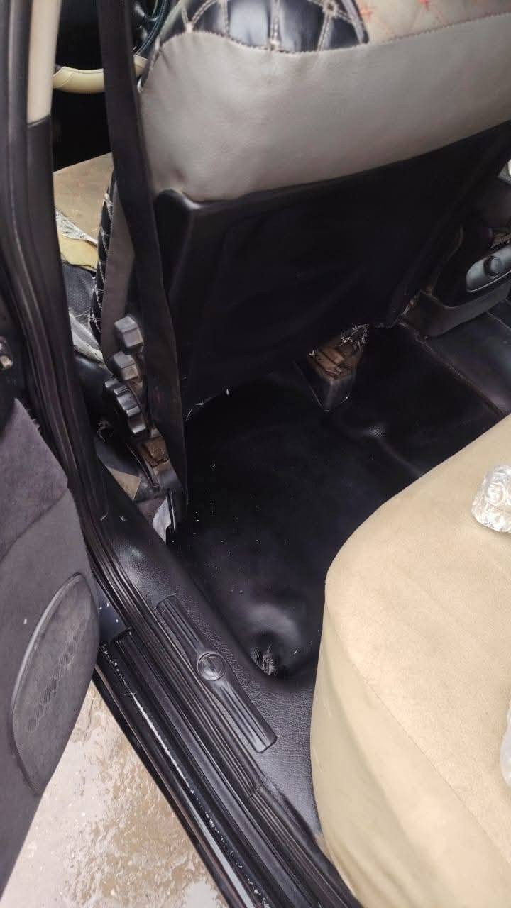 السلام عليكم اخوان عندي اوبل بزون للبيع موديل ٩٥ كير ومكينه وينجي صدر امامي وخلفي نضيف تايرات نضيفه والداخل نضيف السياره ب اسمي السنويه ل ٢٩ رقمي *********** السعر ٣٣
