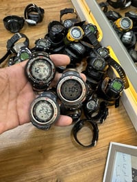 باله • عسكري • ساعة