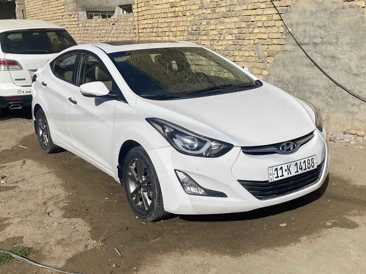 السلام عليكم 
النترا ٢٠١٥ وارد خليجي محرك ١٨٠٠ كير ومحرك خير من الله رقم بغداد باسمي فول مواصفات عدا البصمه تحكم استيرن فتحه مري شفط اشاير بالمري حساسات كامره شاشه بيها صبغ اثر طخات وبيها بارد كما موضح بالصوره حدادية جديدة سيارة كامله متصرف عيلها شي ترايها وين ميعجبك مكان السياره بغداد الجزيرة السياحه كميرة السعر ١٢٠ بيها مجال بسيط حك الجيه ***********
