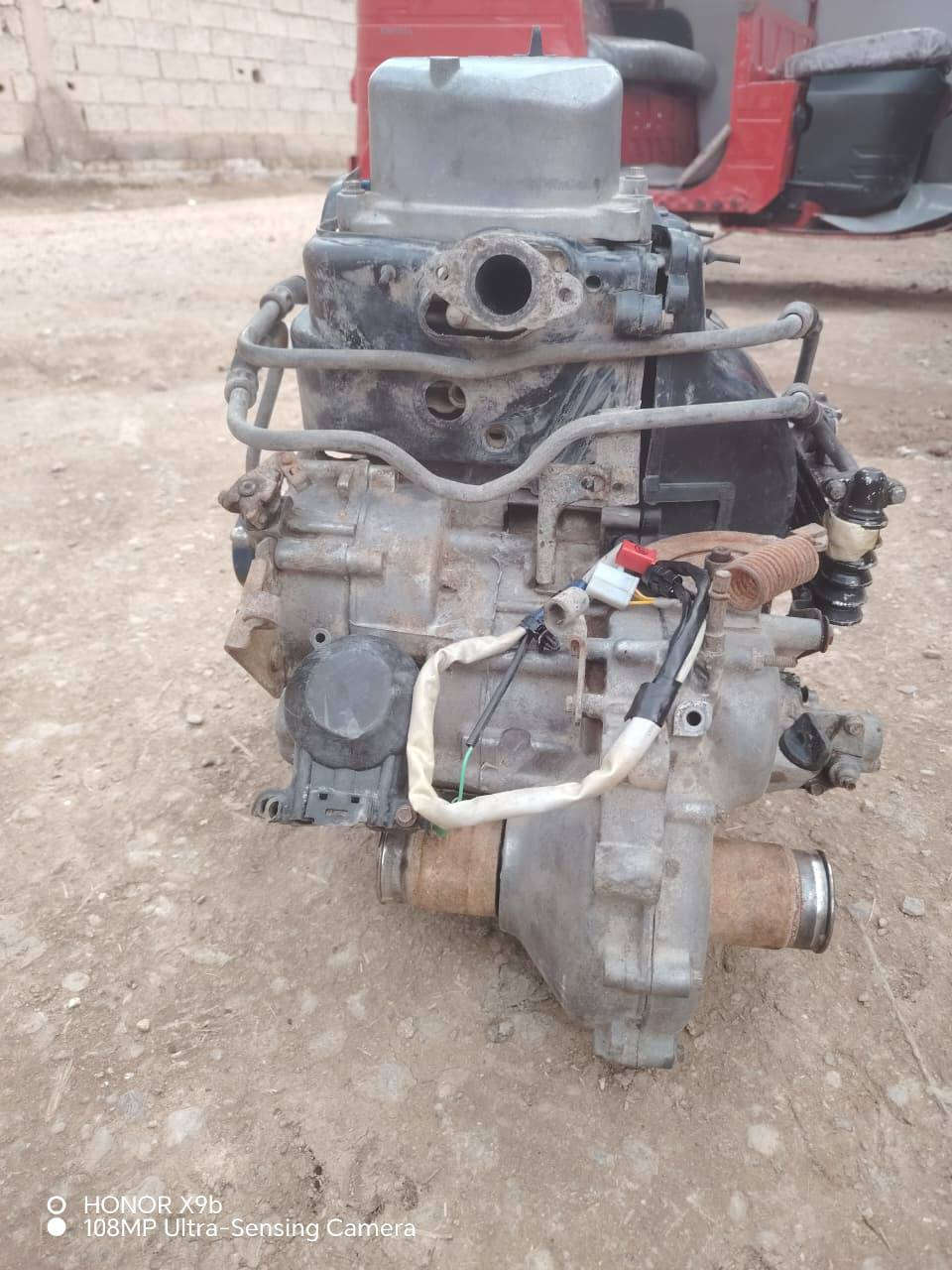 السلام عليكم مكينة 18للبيع مكفولة مكاني بغداد المعامل بستان سامب رقم ***********
