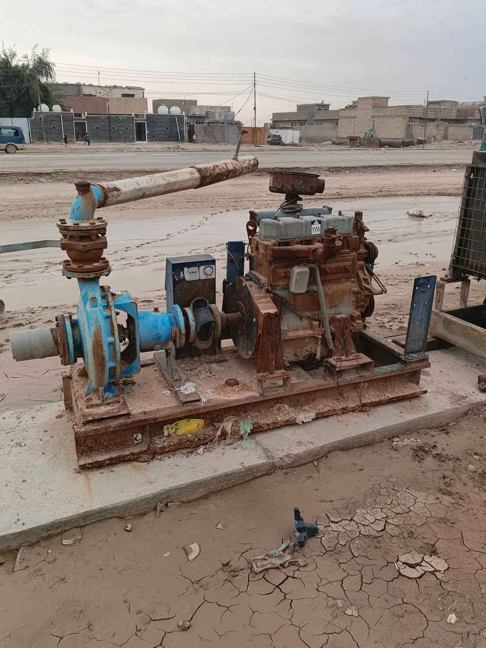 البيع مضخه ماء جديده محرك بيركز صيني شغال نقص سلف العنوان بغداد المعامل السعر تصل ودلل

*********** احمد 

*********** ياسر 
***********
