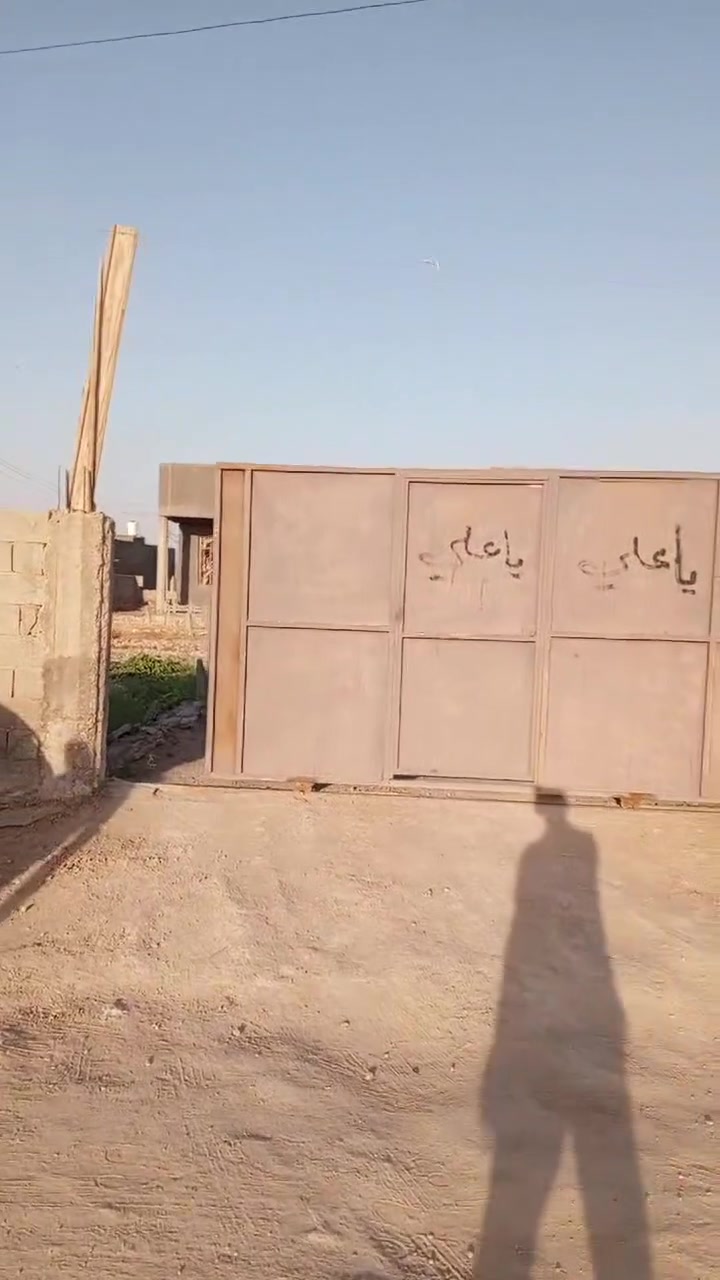 🏡 دار للبيع – فرصة مميزة 

دونم للبيع مع بيت الجربوعيه الثانيه

ماقابل مستشفى الماني يبعد عن شارع 200 متر

البيت مكون من اربع اغرف ومطبخ حار وبارد

تهويتات داير البيت صحيات 

ملاحظه البيت عكاده قيد تشطيب

📞 للاستفسار والاتصال:
📱 *********** – حجي ستار الظالمي
📱 *********** – محمد ستار

📍 عنوان المكتب: سوق القشلة
🏢 مكتب العدالة للعقارات
