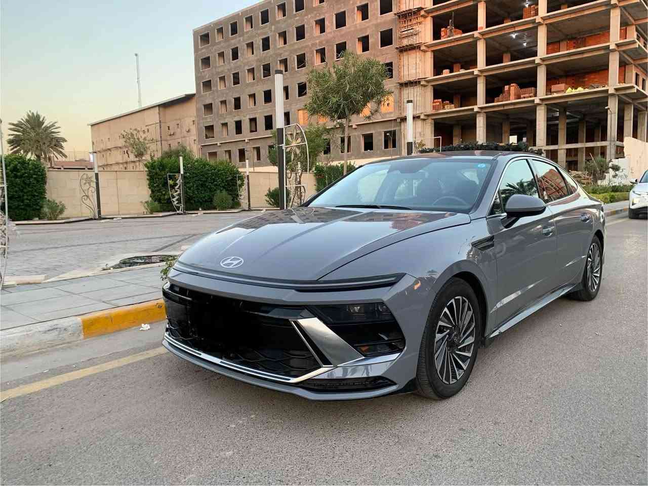 السلام عليكم
سوناتا 2025  هايبرد للبيع 
  محرك 2000 
  السياره جدا اقتصاديه بصرف البانزين 

✅الضرر 

صبغ فقط الجاملغ الخلفي والجاملغ الأمامي جيه ويا السياره رجعت شديته 

🌹ماشيه 10.000 الاف مايل 

المواصفات 

✅ النقطة العمياء

✅  المحافظة على المسار

✅ مثبت سرعة ذكي

✅ شاشة كبيرة مع Apple CarPlay & Android Auto

✅ تشغيل بصمة ودخول ذكي

✅ كاميرا خلفية

✅ الكشنات كهرباء

✅ لد نهاري 
 

🌹رقم بغداد 

🌹السعر 192

للاستفسار ***********
