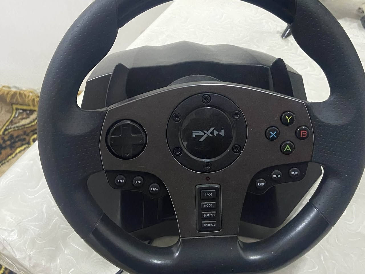 سلام عليكم شباب 
بلي فور مهكر 
سلم 
باله ما مشتغل هواي ابد معه كامل ملحقات جوستكات اصليه و بي العاب مصوره كدامكم 
نضام 11.00 
مع دركسون في اكس ان معه كامل ملحقات فره و نص و يتحول نص فره الاجهزه كلش جديده وما مفتوحه ابد 
ابيع دركسون و بلي و ابيع عادي يعني كلمن وحده هيج 
سعر 310 وبي مجال للطيبين مكان بغداد شعله خادمكم كميل رقم *********** و الخاص الي يريد راسلني يكتب بل تعليق
