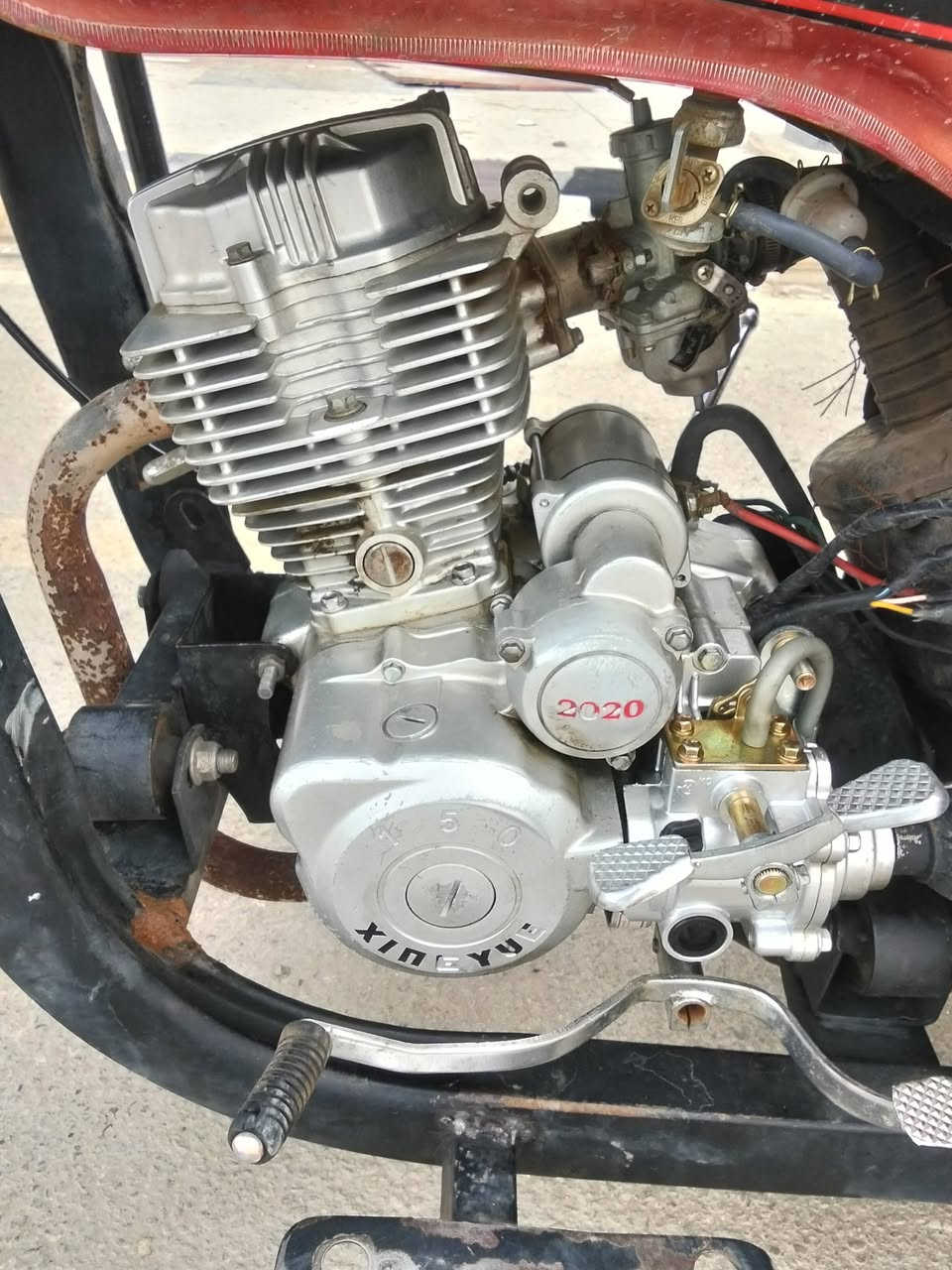 للبيع موديل 18 مابيهة اي عيب محرك 20 شرط لا صرف لا بخار كير بوكس جديد 825 وبي مجال

***********
