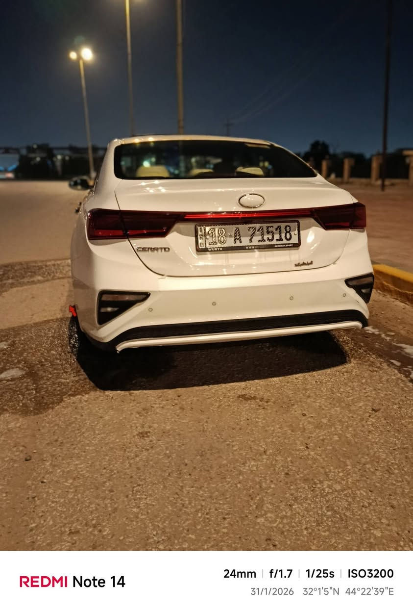 سيراتو 2021 فول مواصفات
  سابقا مكفوله من صبغ بيها بارد قليل
 حاليا تنباع على حادثها  رقم بابل انكلزي  بسمي 
السعر 135 وبيها مجال لشراي 
وغراضها لبلادية موجوده لويل ونواعم مالها 
***********
