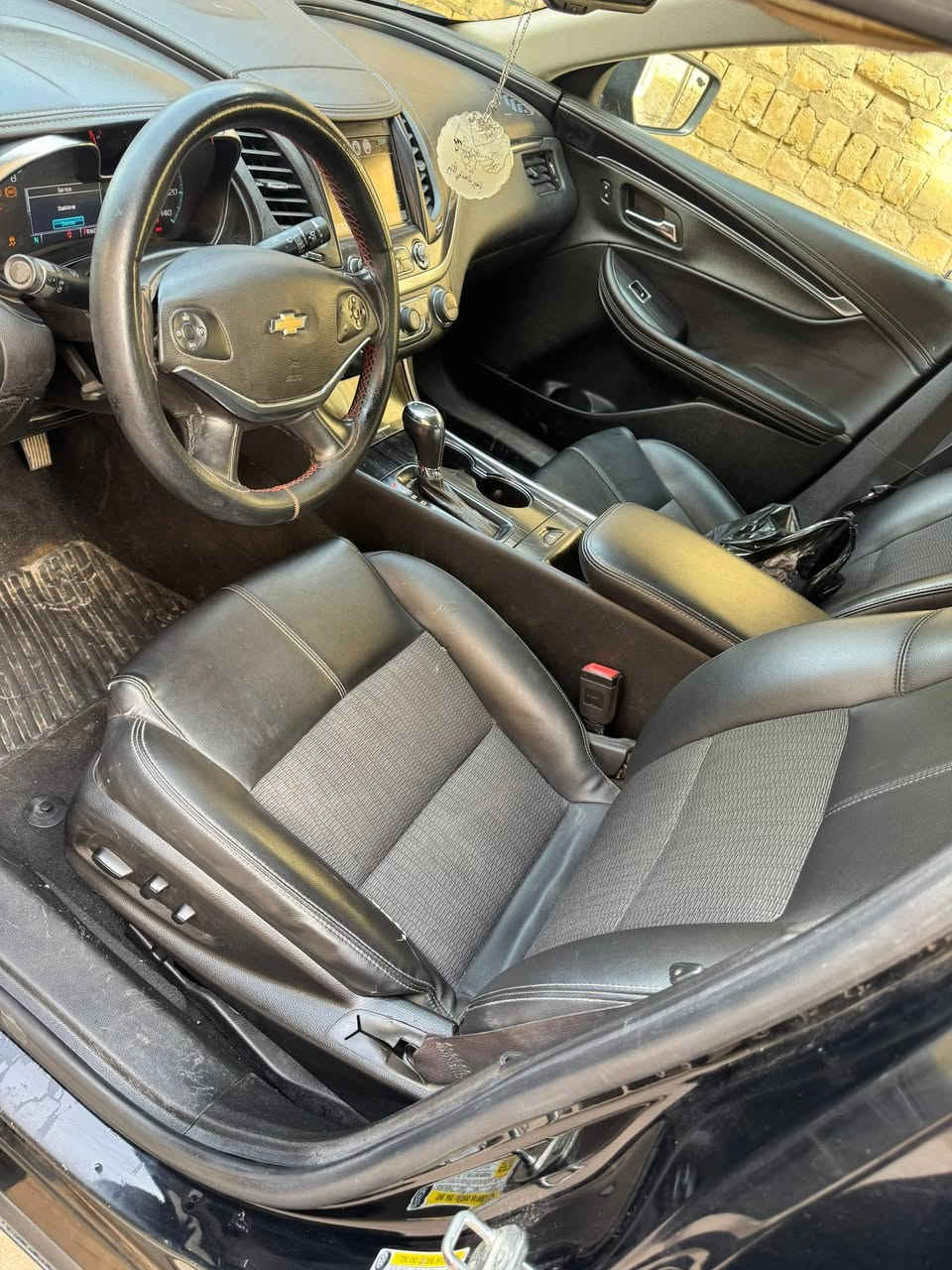 امبالا 2017 LT2
ضرره جامرلغ امامي وخلفي من طرف السايق والسياره كلير حزام اثر شخوط 
سنوية جديدة ورقمه اربيل جديده شرط التحويل والغرامات
مواصفاته
قاصة
قطعتين تبريد
الجام 4 اوتو
حساسات
كامرة
كشنات جلد 
كشنات كهرباء
تحديد سرعة
اوتو كار بلي 
ماشيه 111 ميل استعمال شخصي
تبريد ثلج حدايده جديده باتري جديد 
ادامه جديده من مي الراديتر والدهن المحرك والكير 
سياره مال دكتور اني مكلف بالنشر 
مكان السياره صلاح الدين دوز خورماتو 
السعر ١٢٧ وبيه مجال وهذا رقمي ***********
