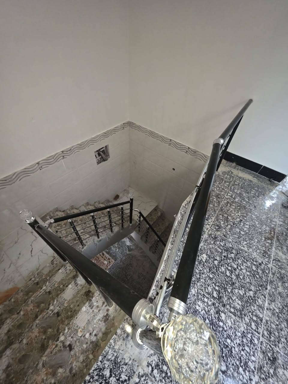 اللهم صلِّ على محمد وآل محمد 🌺
اخر اعمالي في الحصوة الحولي محجر درج تركي شركه اولسان ارتفاع متر 4خطوط مده الانجاز نص نهار 

يتوفر واتساب ***********
