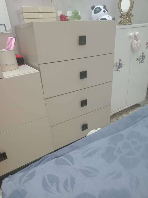 🛏️ غرفة نوم للبيع – استعمال خفيف 🛏️
غرفة نوم نظيفة جداً وبحالة ممتازة، استعمال بسيط وقليل، بدون أي ملاحظات.
شكل أنيق 
السعر مناسب ويوجد مجال للتفاوض  فقط.
للتواصل والاستفسار يرجى مراسلتي على الخاص.


**إذا كنت صاحب هذا الإعلان وتريد حذفه لأي سبب، رجاءا أرسل رسالة إلى الدعم الفني**