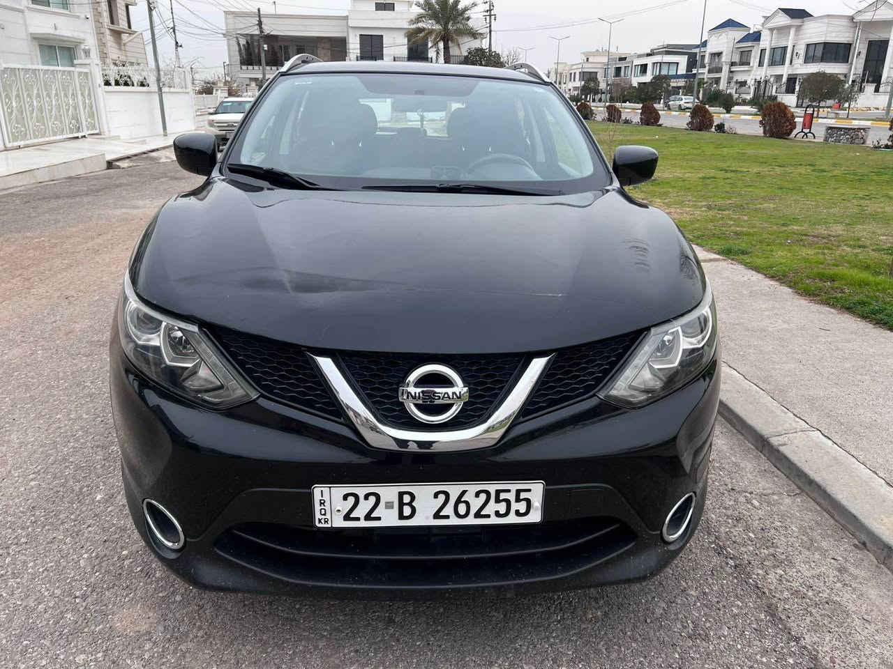 نيسان روگ سپورت 2017ماسفات به س اكسل 
5پا ر چه سبوغي امريكايه 
ره ن گ ره شي قه تران سه يا ره كه زور جوانه هه موشتي نويه به نا وي خومه بيكيشه يه. شوين هه ولير. ژ. م *********** أربيل, العراق
